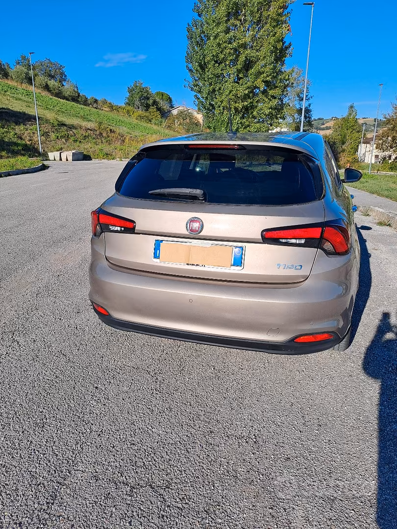 Fiat Tipo (2015-->)