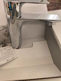 Rubinetto lavandino bagno Remer nuovo