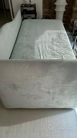 Divano letto (singolo)  con materasso come nuovo