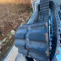 Cingoli in gomma taglia 320X90AX56,