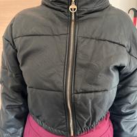 Giacchetto nero da donna corto