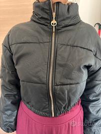 Giacchetto nero da donna corto