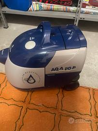 Aspirapolvere ad acqua