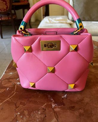 Valentino Garavani Roman Stud Rosa