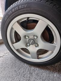 Numero 4 cerchi e gomme per fiat 