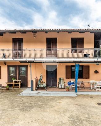 CASA SEMINDIPENDENTE A VARISELLA
