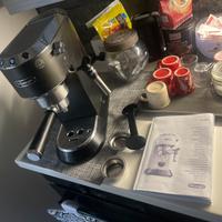 Macchina caffe espresso DE LONGHI