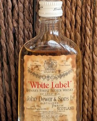 Mignon White Label Dewar's Scotch Whisky Vintage