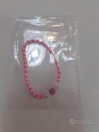 Braccialetti, collane, anelli e gadget telefono