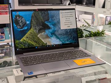 Lenovo IdeaPad Slim3 - i7 13620H - DDR5 - 16/ 1TB