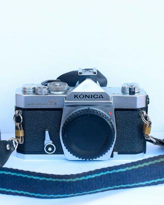 Fotocamera vintage Konica Autoreflex T3