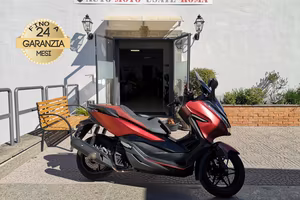 HONDA Forza 125 RATE AUTO MOTO SCOOTER