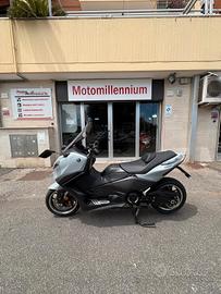 Yamaha T Max 560 tech