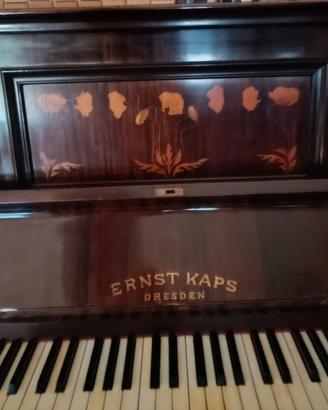 Pianoforte verticale Ernst Kaps Dresda.
