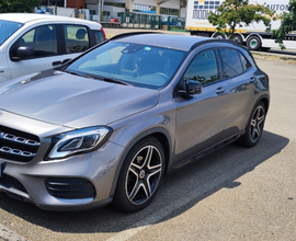 Gla 200d 136cv premium AMG-line 4MATIC