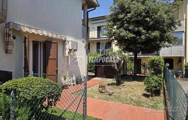 BILOCALE AL PIANO TERRA CON GIARDINO PRIVATO E PO