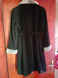 Cappotto nero da donna