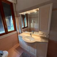 Mobile bagno con specchio