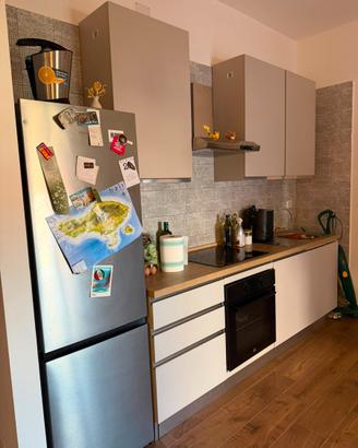 Cucina completa  – come nuova