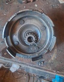 campana frizione vespa pk 50