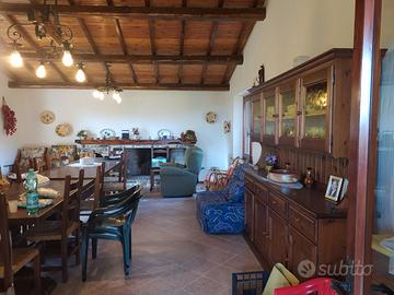 Fabbricato in montagna con terreno