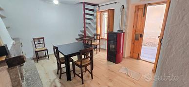 Casa indipendente arredata