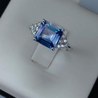 Anello oro bianco Tanzanite certificata e diamanti