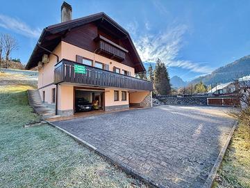 UNICA NEL SUO GENERE: SPLENDIDA CASA INDIPENDEN...
