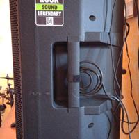 CASSA MACKIE THRASH 215 AMPLIFICATA  1300W