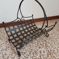 Portariviste in ferro battuto