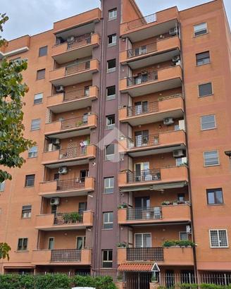 4 LOCALI A POMEZIA