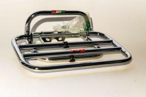 PORTAPACCHI POSTERIORE CROMATO VESPA LX