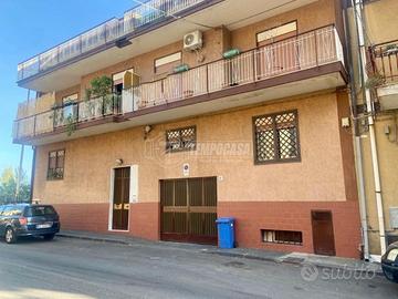 AMPIO E LUMINOSO DEPOSITO DI 270 MQ