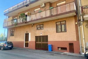 AMPIO E LUMINOSO DEPOSITO DI 270 MQ