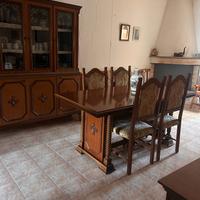 Casa campidanese con cortile in zona centrale