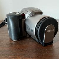 Macchina fotografica reflex olympus IS-100s