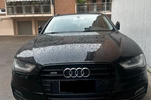 Audi A4 Avant S-line Multitronic a 8 rapporti