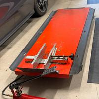 Ponte solleva moto professionale