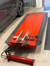 Ponte solleva moto professionale