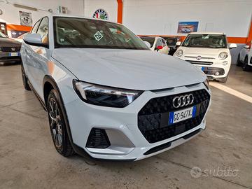Audi A1 citycarver 30 TFSI Admired