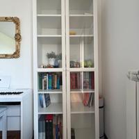 Mobile vetrina bianco da soggiorno o cucina