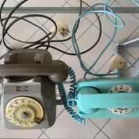 2 telefoni vintage
