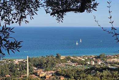 Due matrimoniali con vista mare a Costa