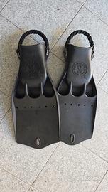 Pinne per immersioni tecniche