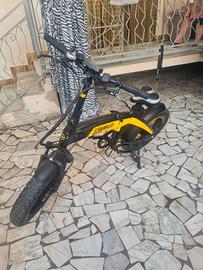 Bici elettrica scrambler ducati e-bike pieghevole 