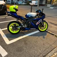R1 yamaha