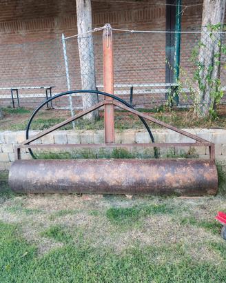 Rullo per giardini e campi sportivi 