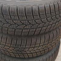 Gomme invernali con cerchioni 185/60 R14

