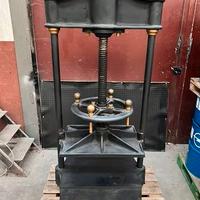 Vecchia Pressa Tipografica in ghisa antichità