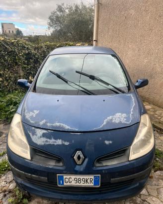 Renault clio